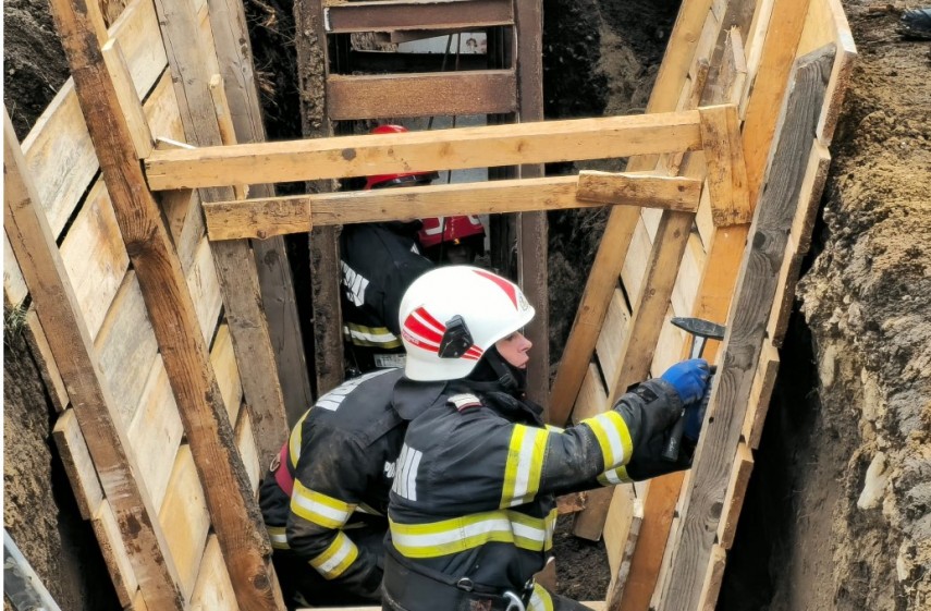 tragedie in judetul ialomita barbat decedat dupa ce a fost surprins de un mal de pamant 6989fd5cc5935