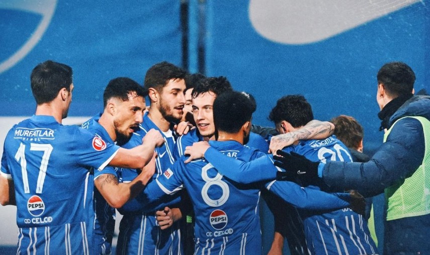 trei fotbalisti de la farul constanta in echipa ideala a etapei a 27 a face cel mai bun sezon din cariera 699453ece2622