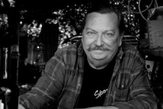 trupul neinsufletit al regizorului cristian pepino va fi depus la teatrul tandarica a fost parte din identitatea noastra artistica 699b5879ad22e