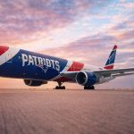 un avion boeing 767 300er purtand culorile echipei de fotbal new england patriots a aterizat pe aeroportul mihail kogalniceanu din constanta 69838f8dc11d8