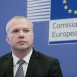 un primar avertizeaza ca reforma lui bolojan poate fi fentata care este trucul legal gasit de edili pentru a nu taia posturi 699ed9bf4ffba