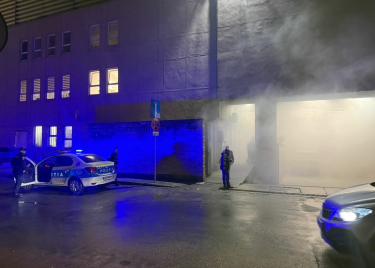 video incendiu in parcarea din spatele tomis mall 6984f35e5ccd9