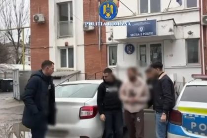 video tentativa de furt calificat intr o locuinta din sectorul 1 barbat depistat de politisti 698628a4bba78