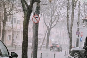 vremea se schimba brusc cu temperaturi mult peste normalul perioadei apoi revin ninsorile si viscolul 69902f0f07f36