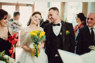 ziua indragostitilor arbitrul ionut mocanu si daniela adriana aleasa inimii sale au spus da galerie foto 69982923b7696