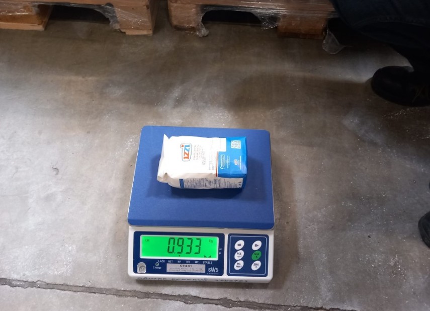 140 de tone de zahar oprite de anpc cum erau pacaliti la cantar clientii 69b2c6472a5b0