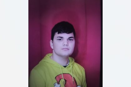 adolescent de 17 ani din sectorul 4 dat in urmarire nationala dupa ce a disparut de acasa 69b1a9952fbb1