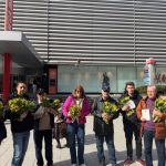 adriana campeanu presedintele ofl constanta a oferit flori si zambete doamnelor si domnisoarelor de ziua femeii 69adae9b3b744