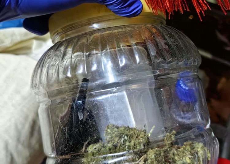 amanuntele care l au dat de gol cum a ajuns un tanar din germania sa impuste peste 10 ani de inchisoare la constanta cu tot cu prescriptii medicale 69c9ffa3855b4