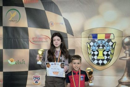 anastasia gavrila si vlad sirbu pe podium la satori art slobozia 69c258e12891b