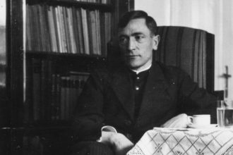 anul episcopului marton aron statul roman onoreaza simbolul rezistentei in fata totalitarismului 69b3b8e98c9af