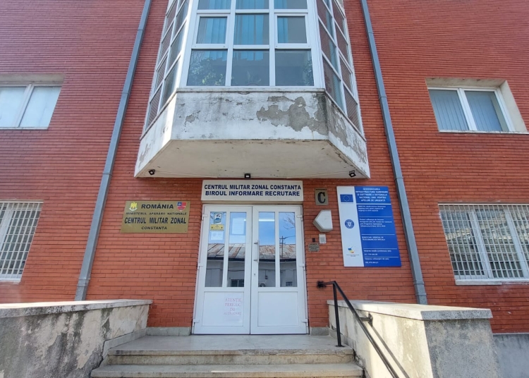 armata romaniei recruteaza la constanta au inceput inscrierile pentru subofiteri maistri militari si ofiteri 69b06dfd1b15b