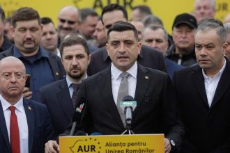 aur anunta ca va depune motiune de cenzura demersul programat in aceeasi perioada cu decizia psd privind guvernarea 69ca7796733ca