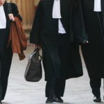 avocat trimis in judecata dupa ce si a hartuit si amenintat sotia i a trimis peste 200 de mesaje in doar 12 zile 69cbecb7c59d8