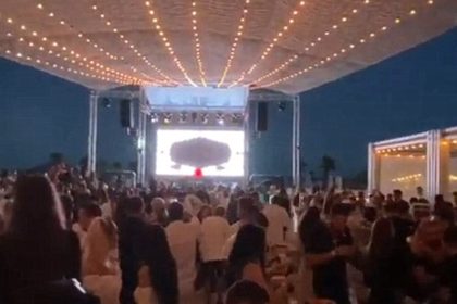 bataie in clubul loft din mamaia intre doua femei sticle in cap coate in gura au ajuns in instanta 69b9dc24ce1d2