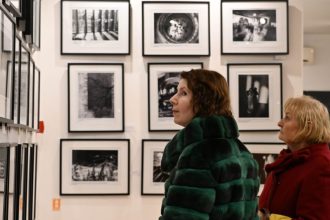 cand versul devine imagine universul fotopoema si dialogul dintre arte explorat de 21 de artisti la constanta 69bde5622fcc3