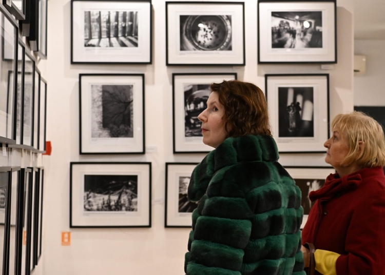 cand versul devine imagine universul fotopoema si dialogul dintre arte explorat de 21 de artisti la constanta 69bde5622fcc3