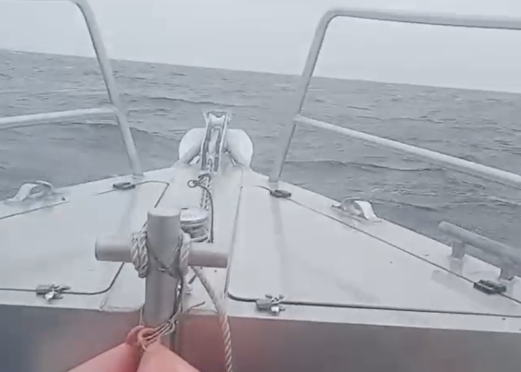 cautarile marinarilor disparuti dupa scufundarea remorcherului astana suspendate pentru astazi 69bfba3134bd5