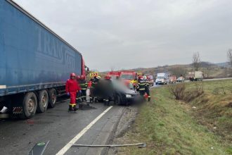 cinci persoane au murit pe loc in accidentul din judetul cluj doi adolescenti printre victime 69cb695c717ee