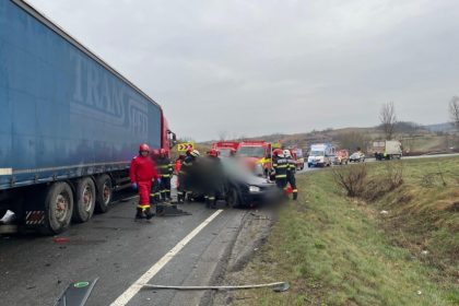 cinci persoane au murit pe loc in accidentul din judetul cluj doi adolescenti printre victime 69cb695c717ee