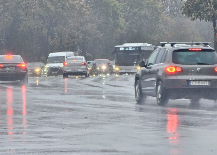 cod galben de ploi in jumatate din tara situatia la constanta 69c8d8831c5c4