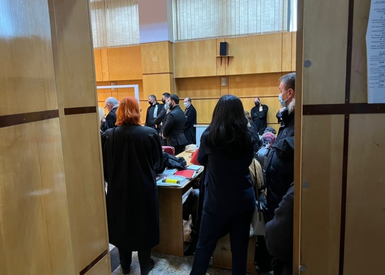 conflict imobiliar intre vecini la eforie in zona leautey pentru un teren cumparat prin licitatie dar ocupat abuziv de vecini 69adffeb3471f