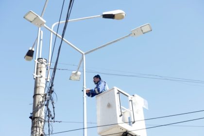 continua lucrarile de modernizare a sistemului de iluminat public in municipiul constanta 69aecef528635