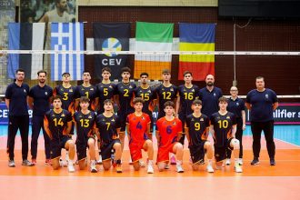 cu razvan parpala de la csm constanta antrenor principal romania under 18 s a calificat la campionatul european 69c96ee062ea9