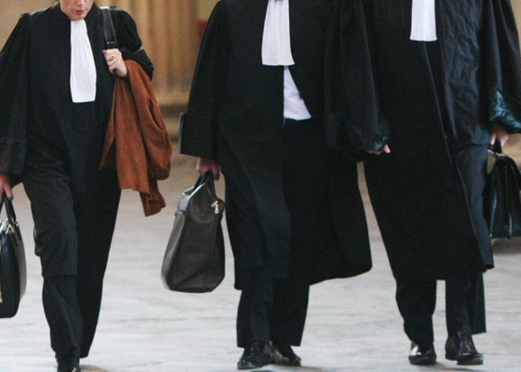 daca am fost casatorita cu fostul sot timp de 40 de ani apoi am divortat iar el a decedat ulterior am dreptul la pensie de urmas ce spune legea in acest caz 69b75a0f90847