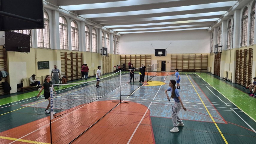 elevii au concurat si la badminton si cros care sunt ierarhiile finale galerie foto 69c5503cf197f