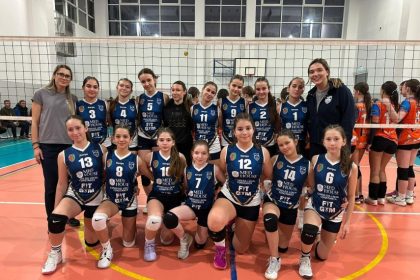 fetele de la mini volei au ratat la mustata calificarea la turneul semifinal 2 galerie foto 69b90949e52e5