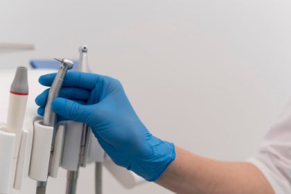 firma noua de servicii stomatologice infiintata la constanta iata unde are sediul 69aedc6257d0f