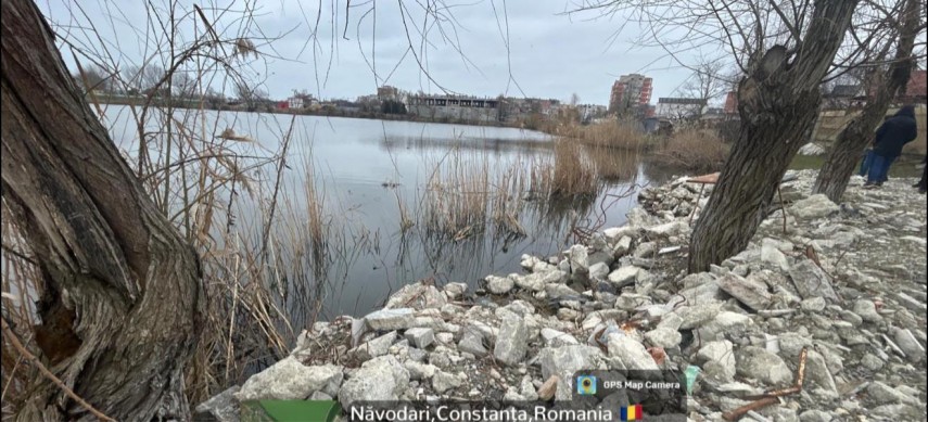 foto amenda de 60 000 lei pentru deseuri depozitate ilegal in aria protejata rospa 0060 lacurile tasaul corbu 69c65806ca895