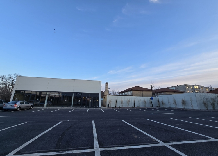 foto cumpana continua sa atraga investitii un nou spatiu comercial va fi construit pe soseaua constantei 69b4af66645ee