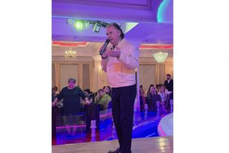 foto mohammad murad si aur constanta au sarbatorit femeile de 8 martie 69ac163f6bfda