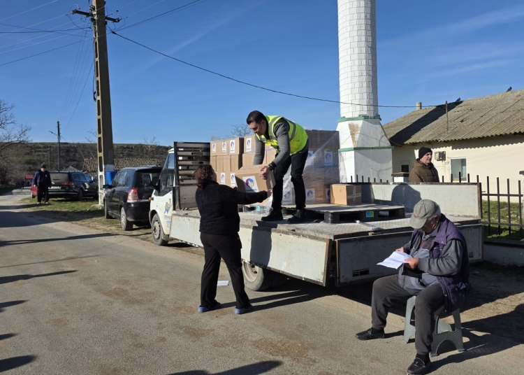 fundatia gur si solid house au oferit ajutoare cu prilejul sarbatorilor 69bc3670b6df6