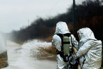 galerie foto exercitiu de amploare la oil terminal scenariu cu explozie incendiu si victime pus in aplicare de autoritati 69bd72944e990