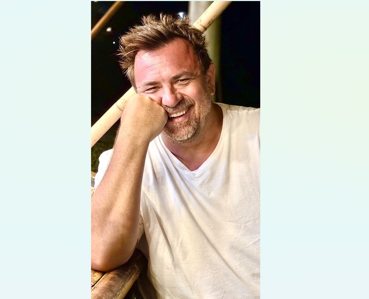 horia brenciu si familia blocati temporar la kuala lumpur cu cata usurinta poate devia un razboi destinele oamenilor 69a3f16238308