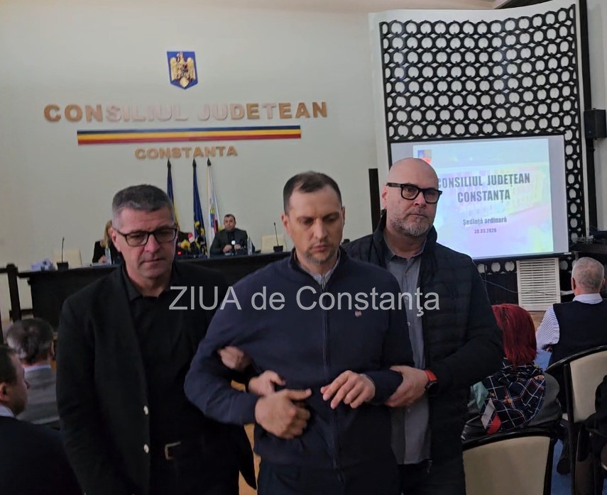 incident la debutul sedintei cj constanta s a solicitat interventia agentilor de paza 69ca228c88315