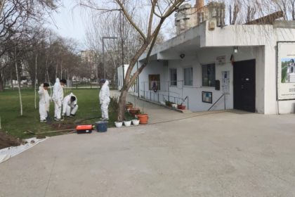 indemn la credinta si fapte bune voluntarii asociatiei suflete deschise pun piatra de temelie a unei noi ferestre spre cer 69be84287fbdb