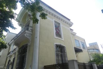 ips teodosie ramane fara o vila din zona peninsulara primita pe vremea lui ceausescu 69a54e3bd7855