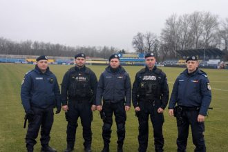 jandarmii gmj constanta asigura masurile de ordine publica la meciul de fotbal dintre afc unirea slobozia si fc rapid bucuresti 69a577eb772c2