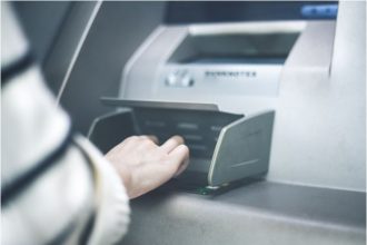 mai multe banci anunta cresteri de comisioane pentru clienti 69a68d60c857d