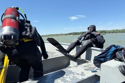 mapn intervine cu scafandri profesionisti in cautarea persoanelor disparute dupa incidentul naval din portul midia 69bae4a40f236