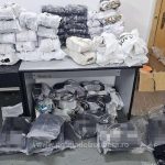 marfuri contrafacute depistate in urma unei actiuni a politistilor de frontiera unul dintre autovehiculele verificate circula pe ruta constanta bucuresti 69bfcb755a389