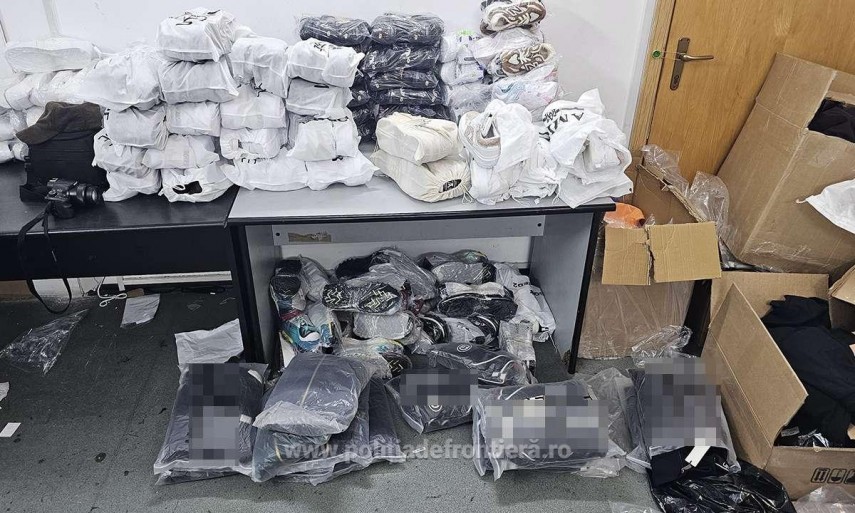 marfuri contrafacute depistate in urma unei actiuni a politistilor de frontiera unul dintre autovehiculele verificate circula pe ruta constanta bucuresti 69bfcb755a389