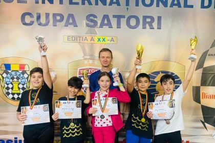 micii sahisti au castigat medalii la trei categorii la festivalul international satori art de la slobozia galerie foto 69c3aa4c86815