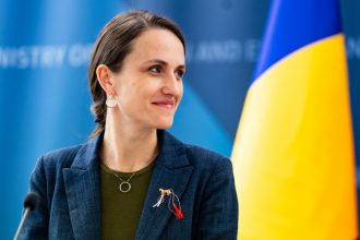 ministrul oana toiu voi participa la reuniunea extraordinara a consiliului afaceri externe unde vom discuta modalitatile prin care ne protejam cetatenii aflati in regiune 69a3fbfff3e06