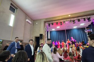 misiune grea pentru liderii psd constanta fac turul petrecerilor organizate de colege si colegi in timp ce se pregatesc pentru alegerile interne 69ab62a0c5597