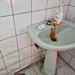 nereguli grave descoperite de anpc intr un depozit de produse alimentare au fost aplicate amenzi iar unele produse au fost oprite definitiv de la comercializare 69b53fd002043